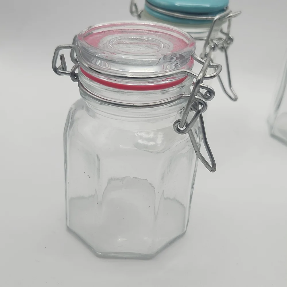 Lot of 4 miniature canisters